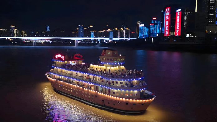 Yangtze & Jialing River Cruise