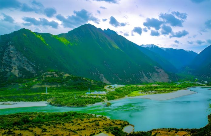 Yarlung Tsangpo Grand Canyon