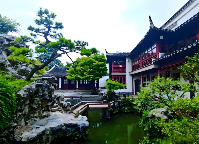 Huanxiu Mountain Villa