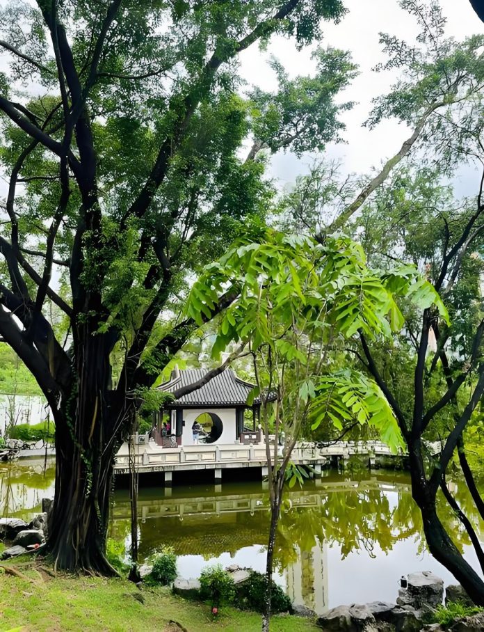 Kowloon Walled City Park